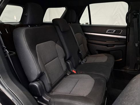 Used 2019 Ford Explorer XLT w/ Equipment Group 201A image 27