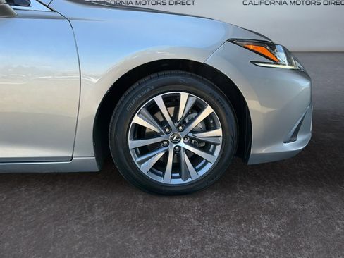 Used 2021 Lexus ES 300h w/ Accessory Package 2 FWD image 14