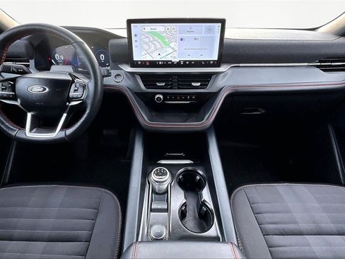 Certified 2025 Ford Explorer ST-Line image 16