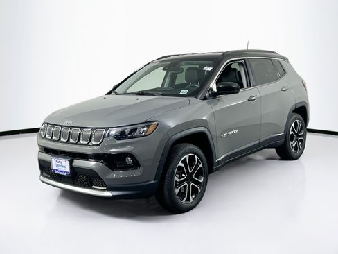 Used 2022 Jeep Compass Limited AWD/4WD image 1