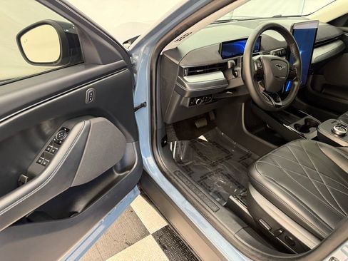 Certified 2023 Ford Mustang Mach-E Select image 30