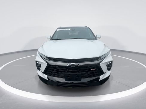 Used 2024 Chevrolet Blazer RS w/ Driver Confidence II Package image 3