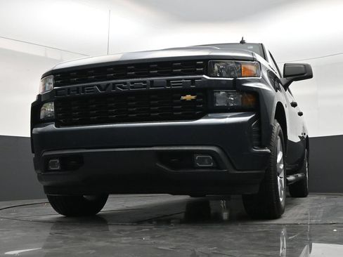 Used 2019 Chevrolet Silverado 1500 Custom w/ Custom Value Package RWD image 27