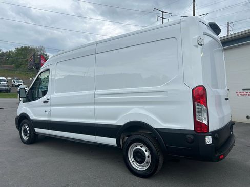 Used 2020 Ford Transit 250 Medium Roof RWD image 3