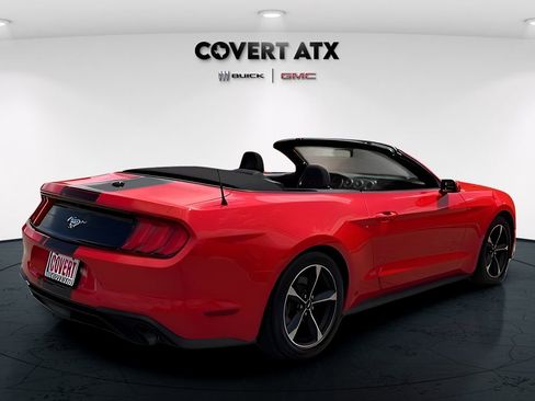 Used 2020 Ford Mustang Convertible RWD image 34