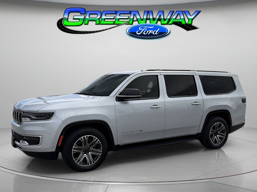 Used 2024 Jeep Wagoneer L Series II w/ Flexible Seating Group AWD/4WD image 1