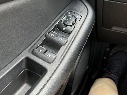 Used 2024 Ford Edge SEL image 26