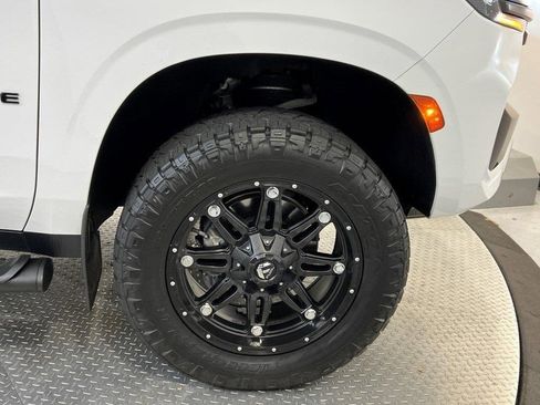 Used 2023 Chevrolet Tahoe Z71 image 10