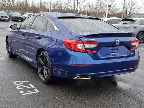 Used 2022 Honda Accord Sport image 4
