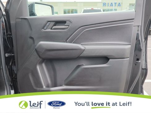 Used 2024 Chevrolet Colorado W/T w/ Technology Package image 29