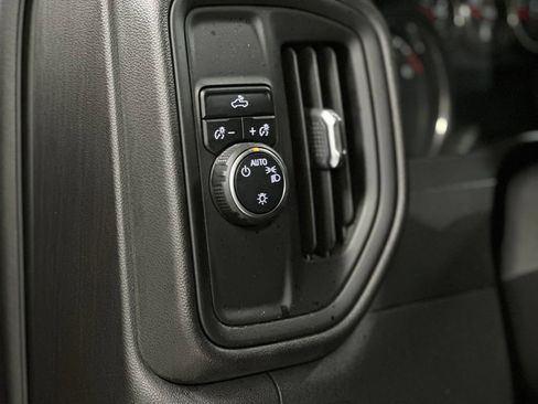 Used 2021 Chevrolet Silverado 1500 Custom w/ Safety Confidence Package RWD image 15