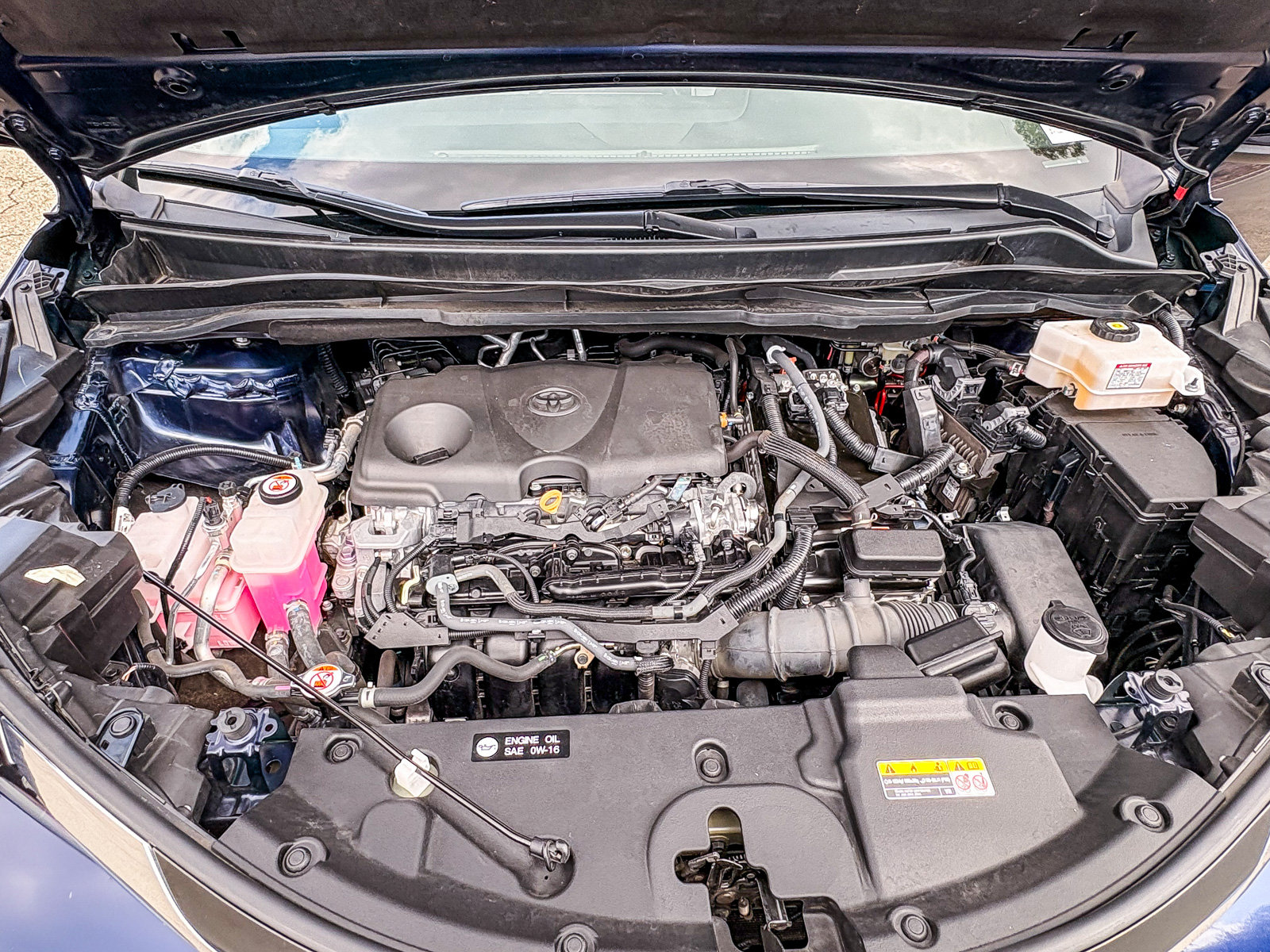 Used 2024 Toyota Sienna LE FWD image 25