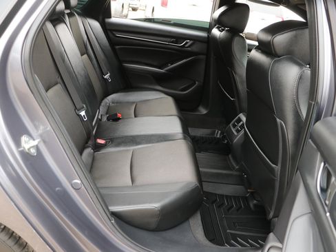Used 2020 Honda Accord Sport image 30