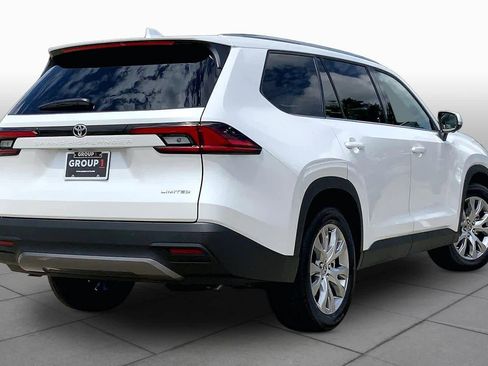 Used 2026 Toyota Grand Highlander FWD image 13