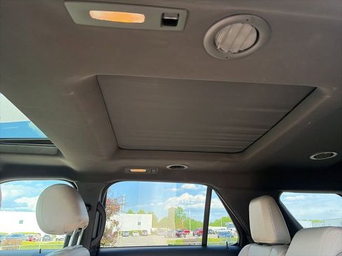 Used 2014 Ford Explorer Limited w/ Equipment Group 301A AWD/4WD image 35