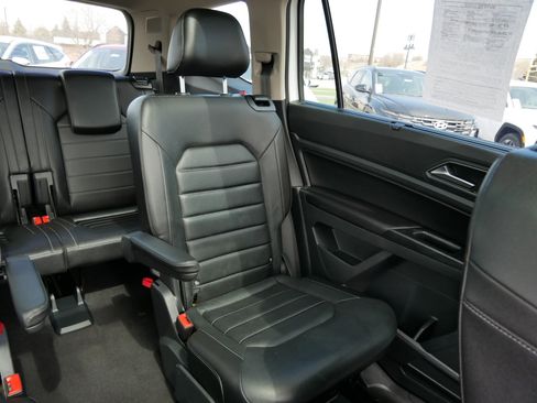 Used 2019 Volkswagen Atlas SEL Premium image 14