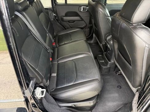 Used 2023 Jeep Wrangler Unlimited Sahara w/ Cold Weather Group image 42