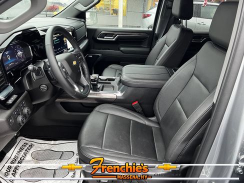 Used 2024 Chevrolet Silverado 1500 LTZ w/ LTZ Premium Package AWD/4WD image 13