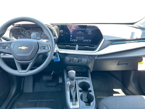 New 2026 Chevrolet Trax LS FWD image 15