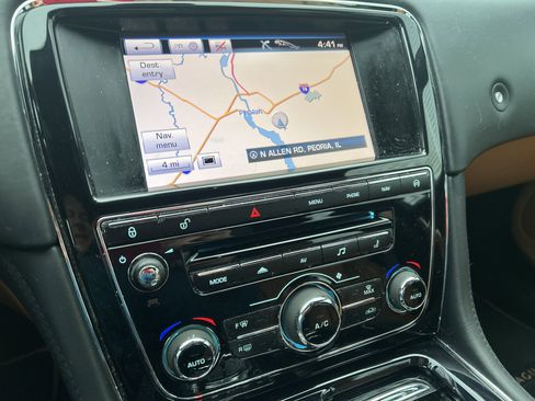 Used 2013 Jaguar XJ L Portfolio image 15