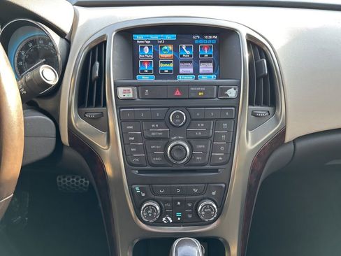 Used 2013 Buick Verano Premium image 28
