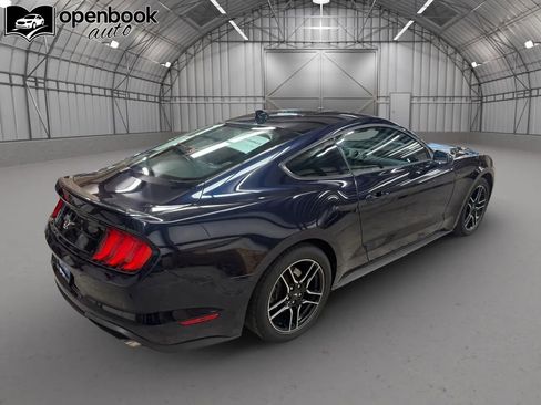 Used 2021 Ford Mustang Premium image 5