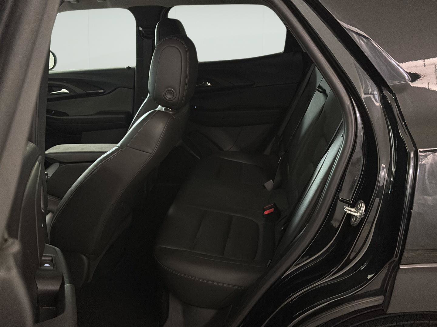 Certified 2021 Chevrolet TrailBlazer LT w/ Premium Seating Package FWD image 15