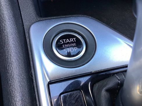 Used 2025 Nissan Sentra SV FWD image 19