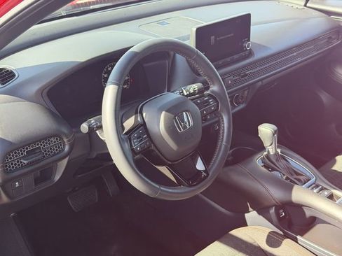 Used 2023 Honda HR-V Sport image 10