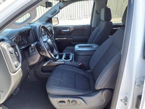 Used 2021 Chevrolet Silverado 1500 LT Trail Boss w/ Bed Protection Package image 12