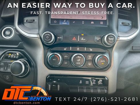 Used 2023 RAM 1500 4x4 Crew Cab image 21