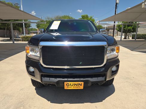 Used 2017 GMC Canyon SLT w/ Driver Alert Package AWD/4WD image 8