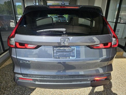 Used 2025 Honda CR-V EX-L image 3