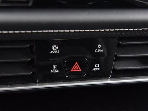 Certified 2024 Volkswagen Atlas SEL Premium R-Line AWD/4WD image 15