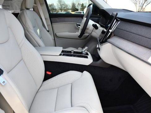 New 2026 Volvo XC90 B6 Ultra w/ Protection Package AWD/4WD image 30