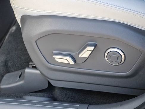 New 2026 Hyundai Santa Fe Limited AWD/4WD image 25