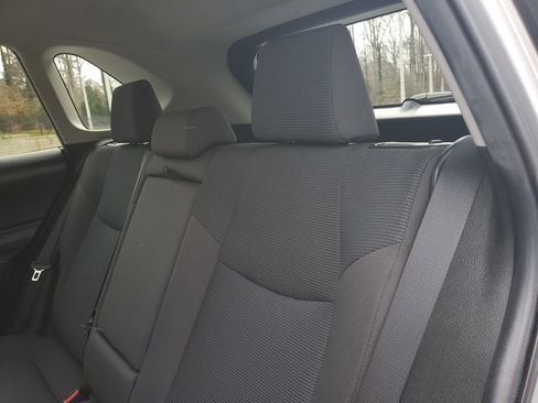 Used 2022 Toyota RAV4 LE image 12