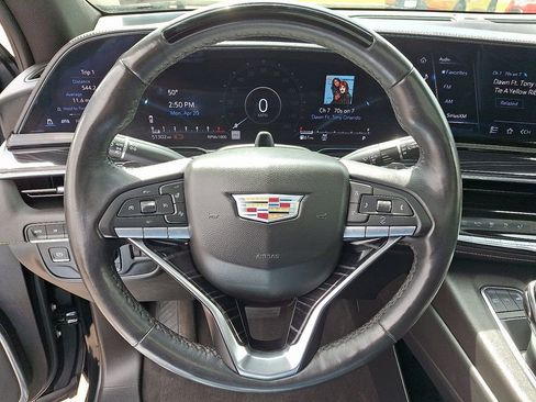 Used 2023 Cadillac Escalade Sport AWD/4WD image 21