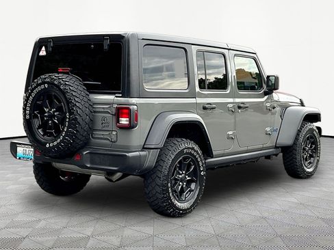 Used 2023 Jeep Wrangler Unlimited w/ Cold Weather Group AWD/4WD image 6