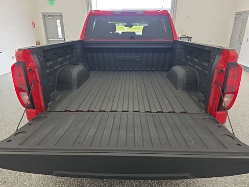 Used 2024 GMC Sierra 1500 SLE AWD/4WD image 17