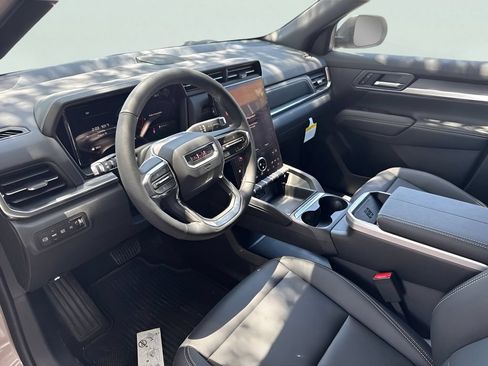 New 2027 GMC Terrain Elevation w/ Elevation Premium Package FWD image 8