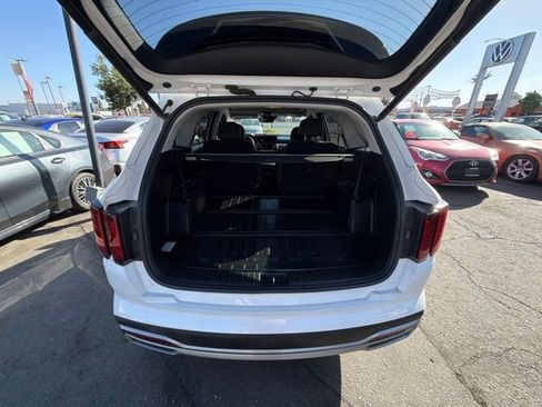 Used 2023 Kia Sorento EX AWD/4WD image 19