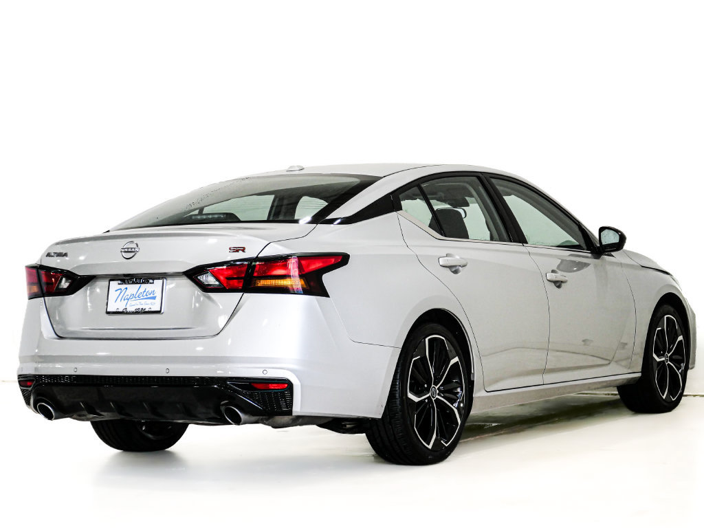 Used 2024 Nissan Altima 2.5 SR FWD image 6