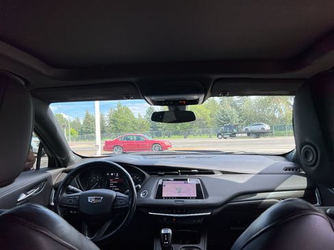 Used 2019 Cadillac XT4 Sport AWD/4WD image 34
