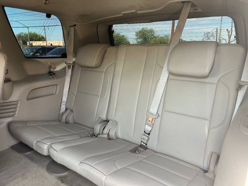 Used 2015 GMC Yukon Denali w/ Premium Package RWD image 14