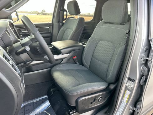 Used 2025 RAM 1500 Lone Star image 11