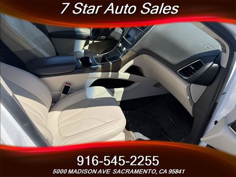 Used 2016 Lincoln MKX Reserve w/ Technology Package image 15