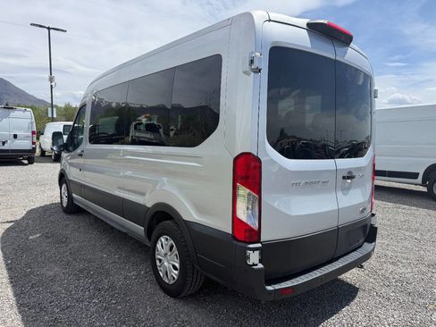 Used 2022 Ford Transit 350 XLT RWD image 5