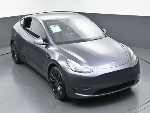 Used 2022 Tesla Model Y Performance AWD/4WD image 41