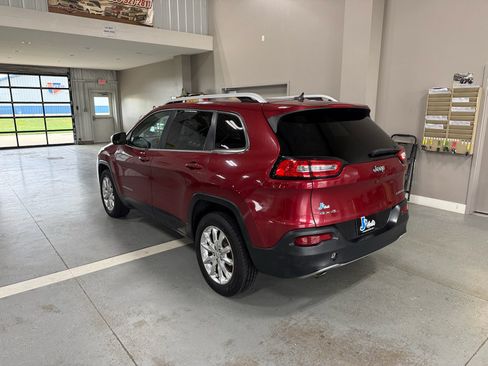 Used 2015 Jeep Cherokee Limited AWD/4WD image 5